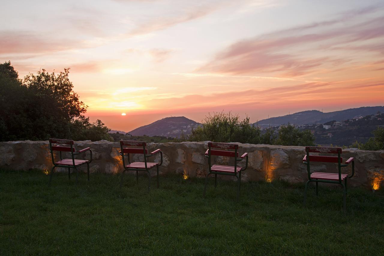 Hotel Bkerzay Baakleen Zewnętrze zdjęcie